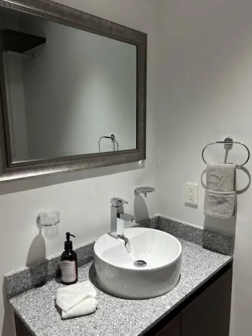 Apartment Centric Condo In Gated Community Cancun
