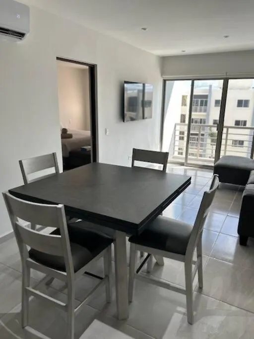 Centric Condo In Gated Community Cancun Apartment